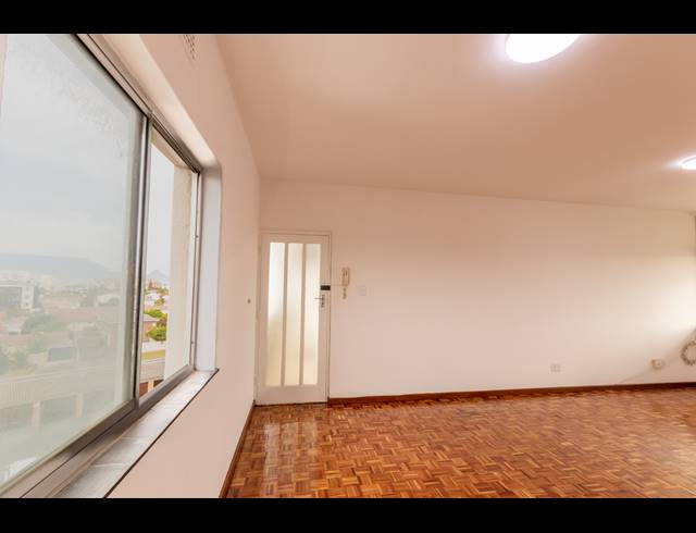 3 BEDROOM APARTMENT TO LET IN TABLE VIEW